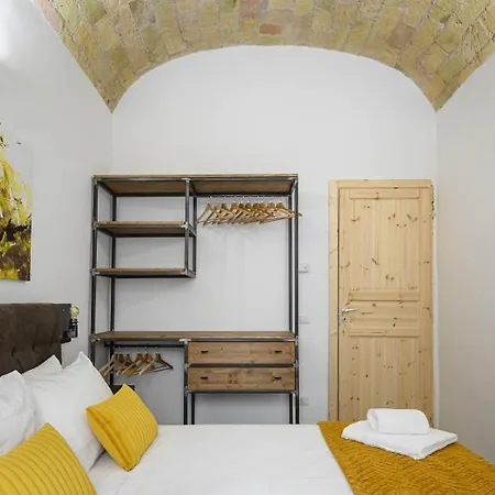 شقة Industrial-style Next To Vatican Metro